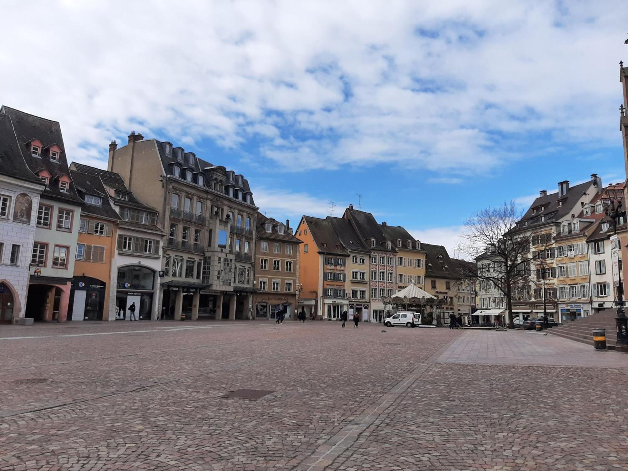 Charmant Et Spacieux Appartement Au Centre Ville - La Boheme ミュルーズ エクステリア 写真